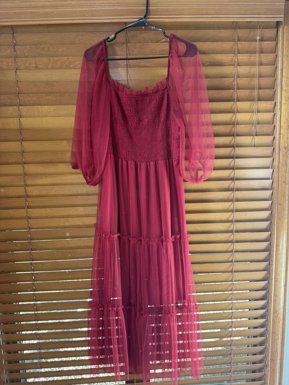 Women's Red Puff Sleeve Dress